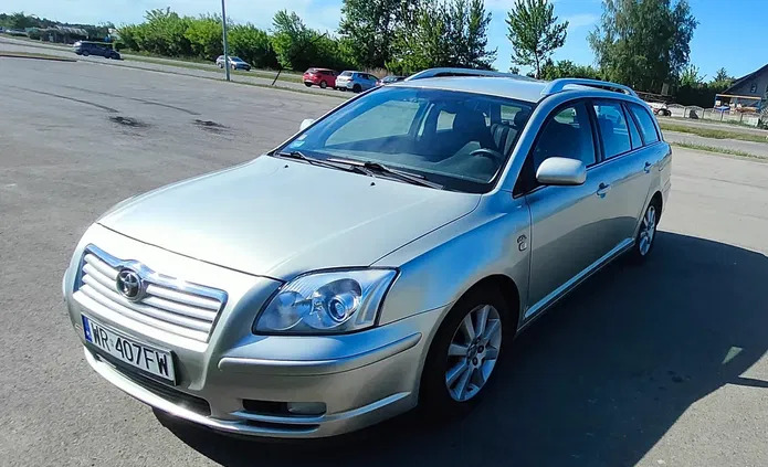 radom Toyota Avensis cena 5500 przebieg: 312500, rok produkcji 2003 z Radom